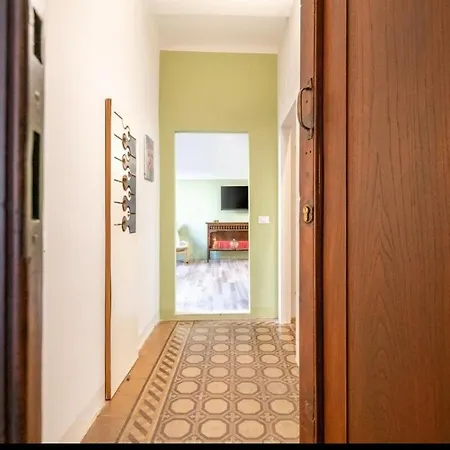 Center - Ac Wifi Apartment